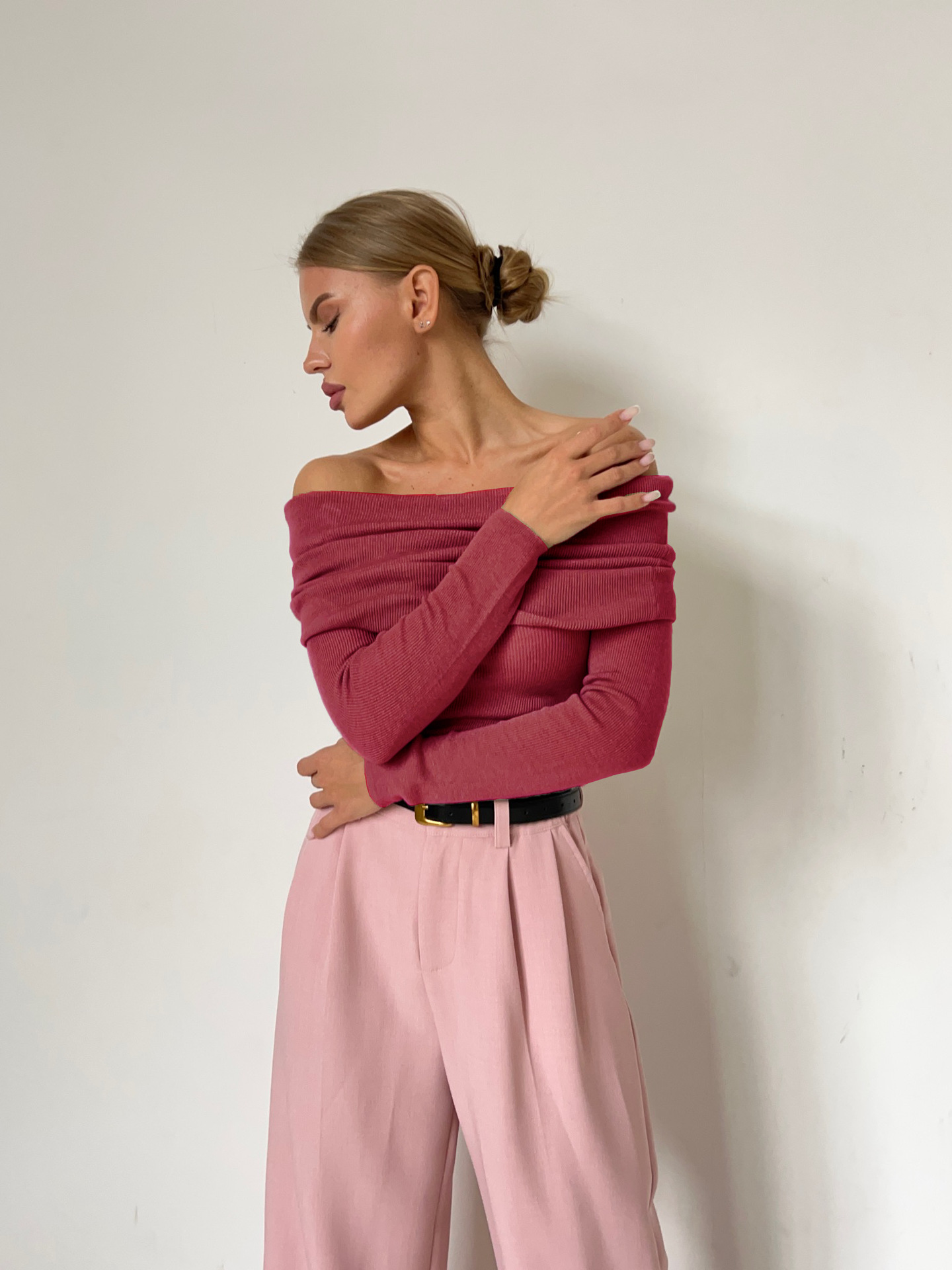 Rosea Knitted Off-Shoulder Longsleeve Top